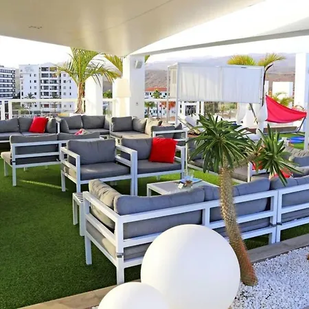 Deluxe Twin Vistas Al Mar Con Media Pension, Solo Adultos En 아파트 *