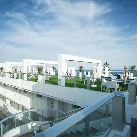 Deluxe Twin Vistas Al Mar Con Media Pension, Solo Adultos En