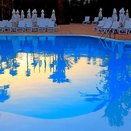 Deluxe Twin Vistas Al Mar Con Media Pension, Solo Adultos En